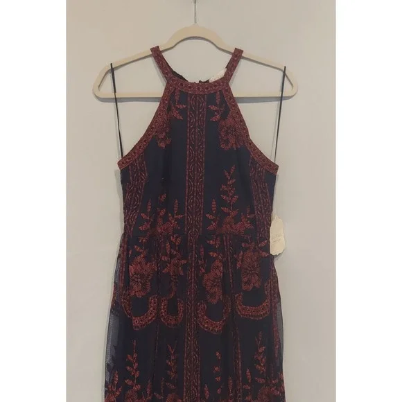 Altar'd State Womens Navy & Maroon Floral Lace Maxi Dress Size Medium NWT - Picture 3 of 14